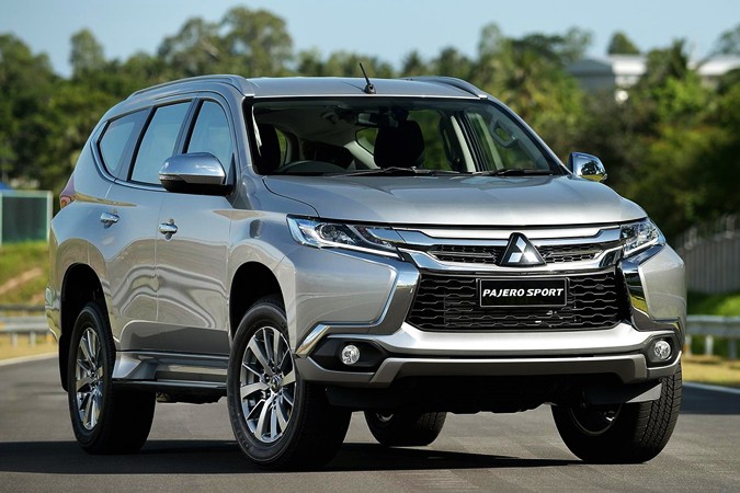 Mitsubishi Pajero Sport &quot;dai ha gia&quot; gan 200 trieu tai VN-Hinh-3